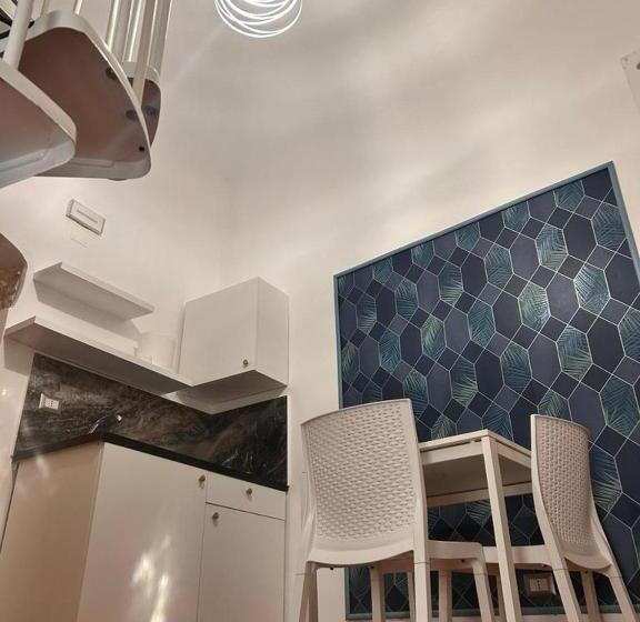 膳宿费 Geometric Blue