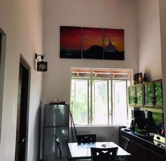 膳宿费 Harambathenna Resort