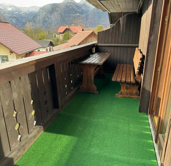 بنسيون Haus Edelweiss