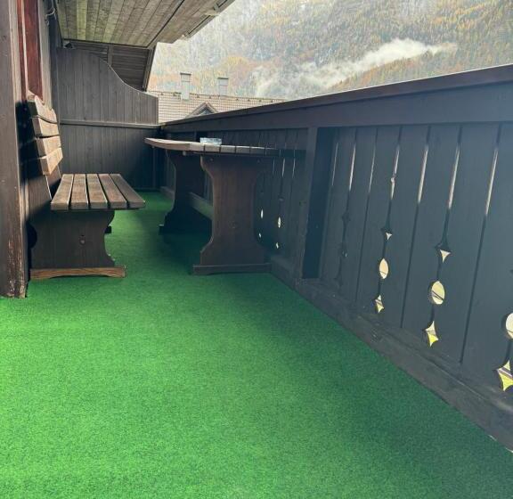 بنسيون Haus Edelweiss