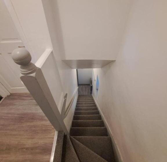 פנסיון Leeds Luxe : Elegant Comfort