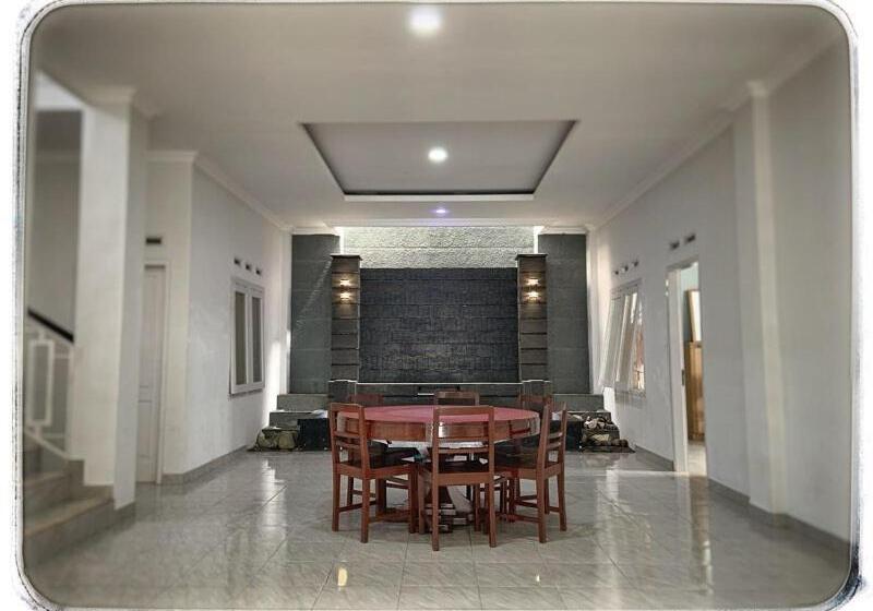 펜션 Mutiara Guest House Syariah