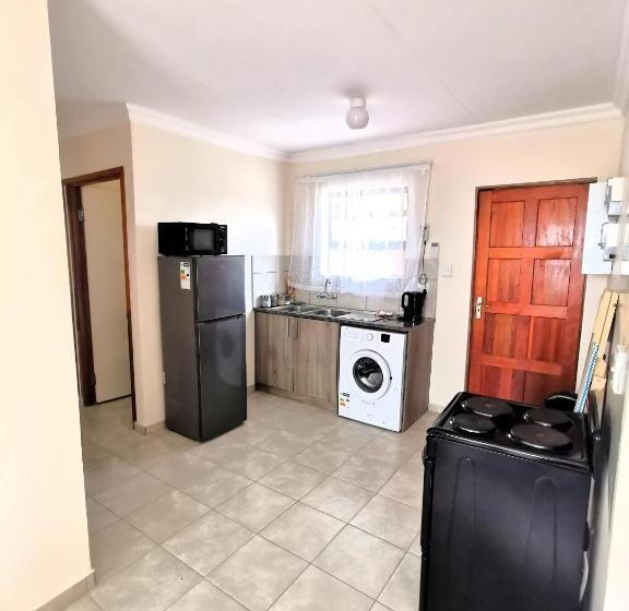 פנסיון Mv Self Catering   Rooms