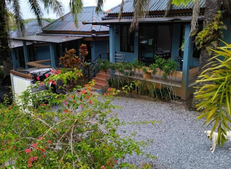 פנסיון Palm Tian Homes A2