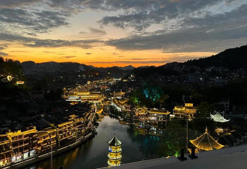 펜션 Phoenix Best River View B&b