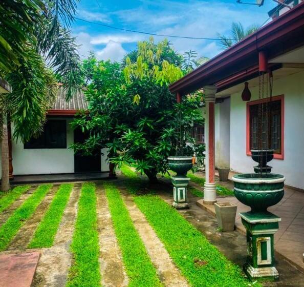 펜션 Rest And Relax Villa