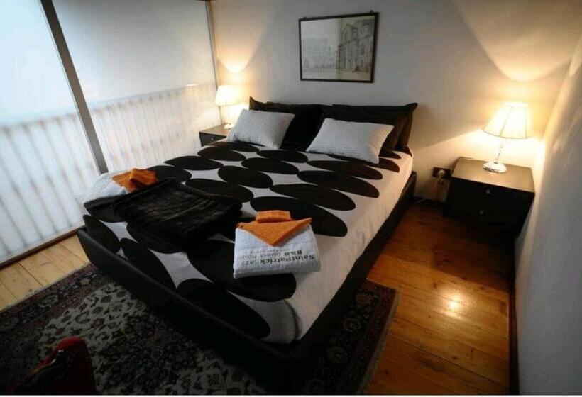 پانسیون Saint Patrick Guest House