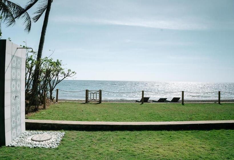 פנסיון Senang Resort