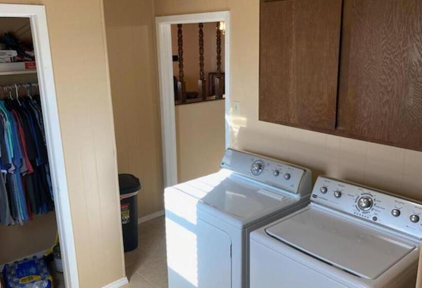 펜션 Summer Creek Cabins