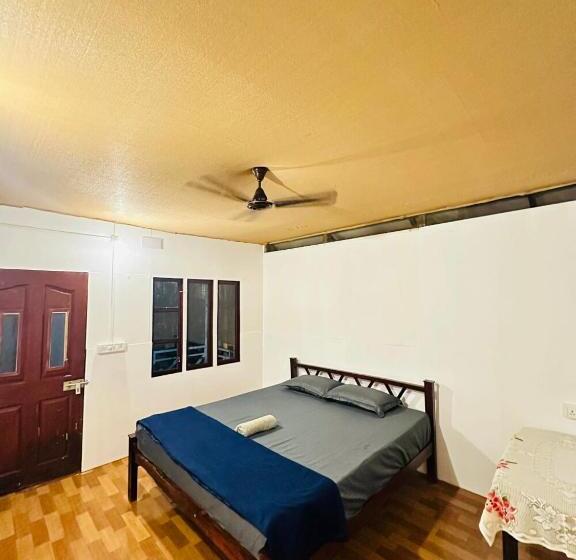 פנסיון The Baker Cottages