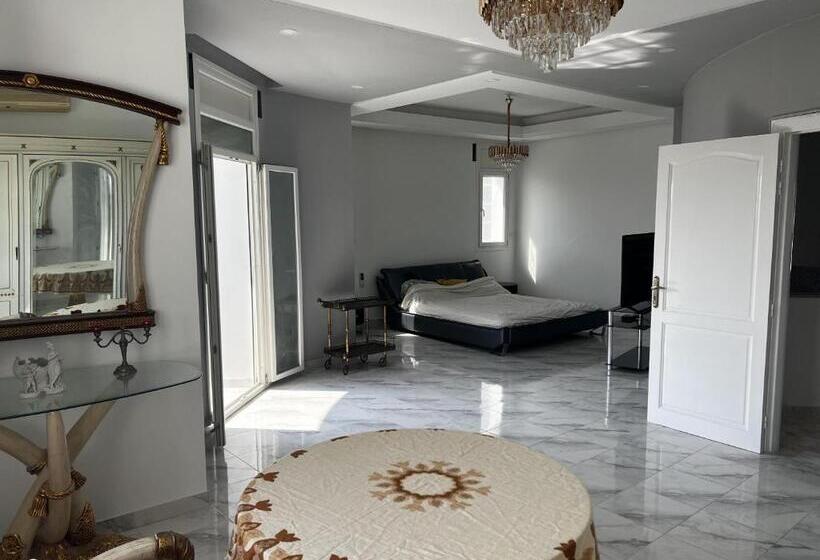 膳宿费 Villa Olympus Monastir