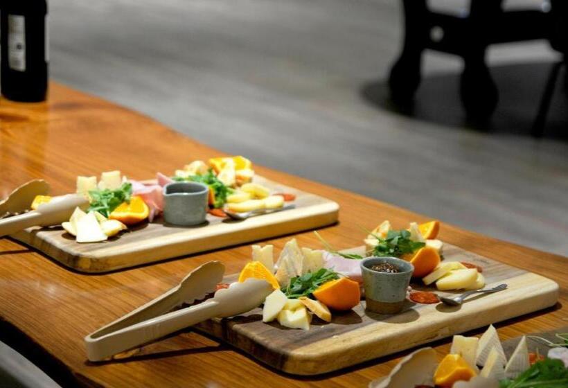 استراحتگاه The Community A By City College