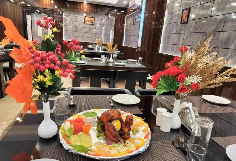 אתר נופש The Rath Inns