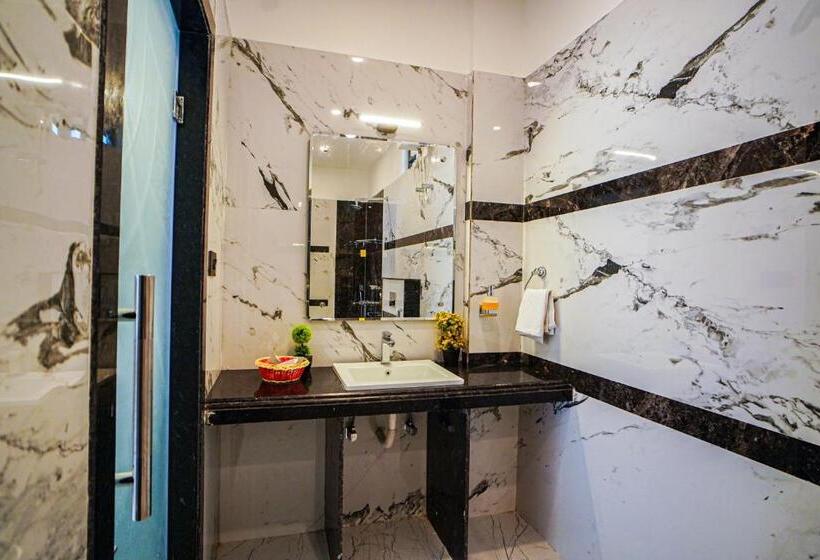 אתר נופש The Rath Inns