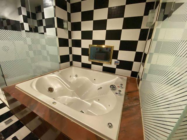 Walker Hotel   Chengde