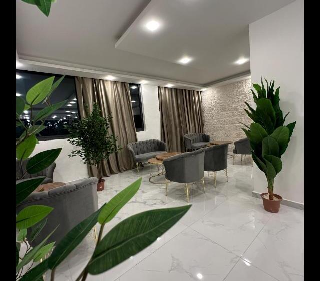 رويال جروب للشقق الفندقية