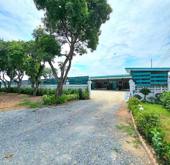 Общежитие Pop Inn