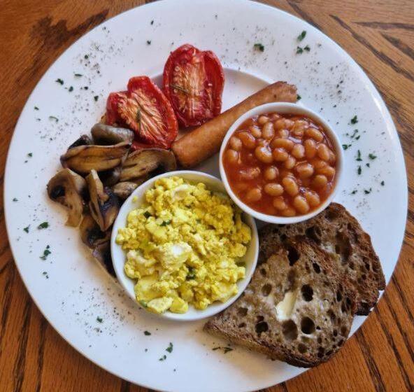 Ambleside Manor   Vegetarian B&b