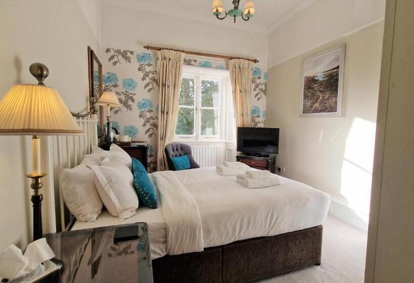 Ambleside Manor   Vegetarian B&b