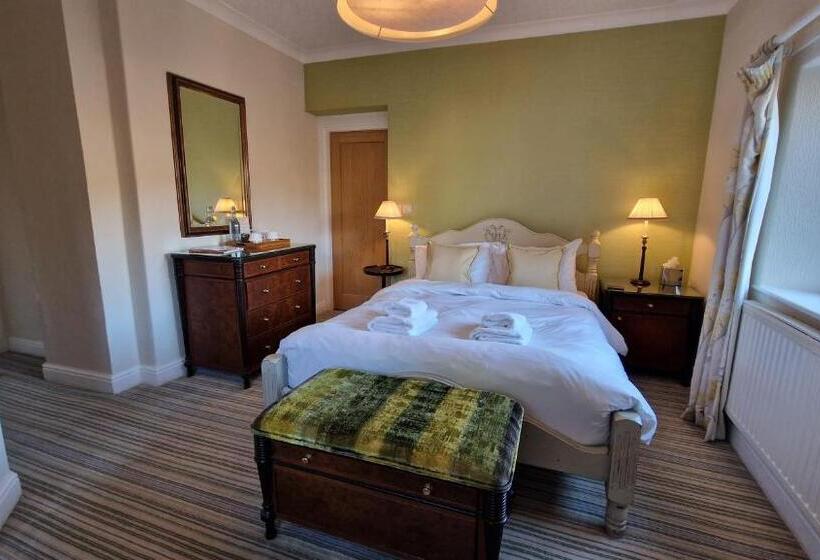 Ambleside Manor   Vegetarian B&b