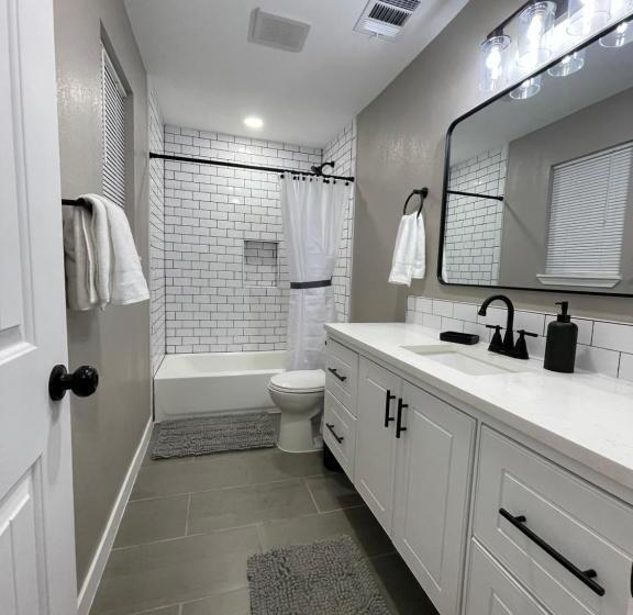 Apt 5   Dorsey At High Plains Lodge