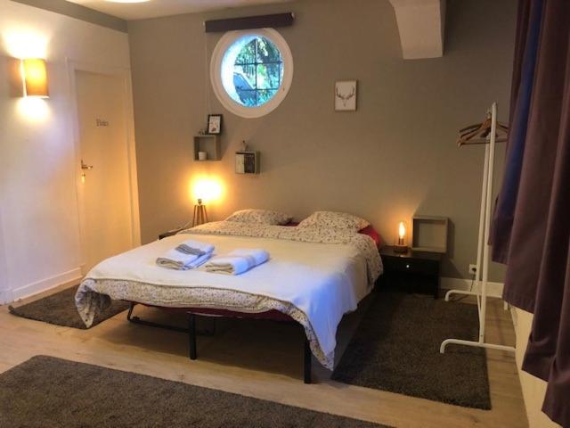 צימר Agréable Chambre Avec Salle De Bain Privative