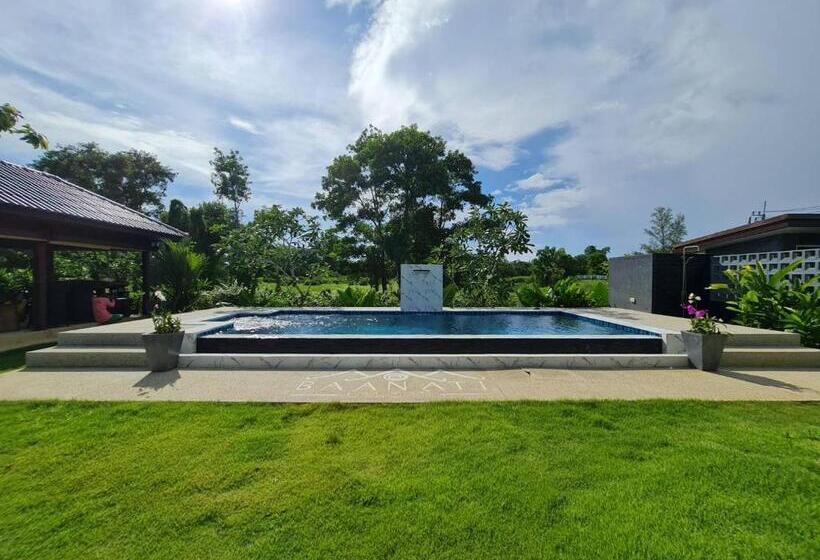 Bed and Breakfast Baan Ati Resort & Spa