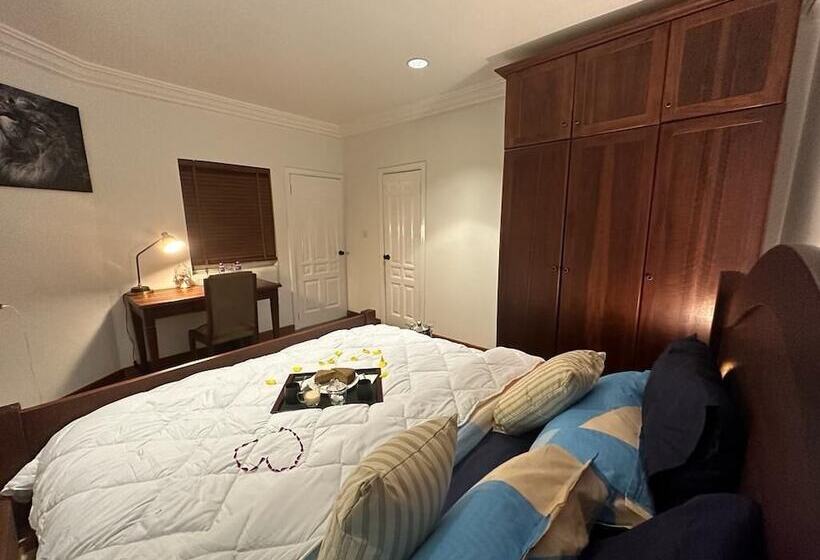 تختخواب و صبحانه Cozy Hill Gardens