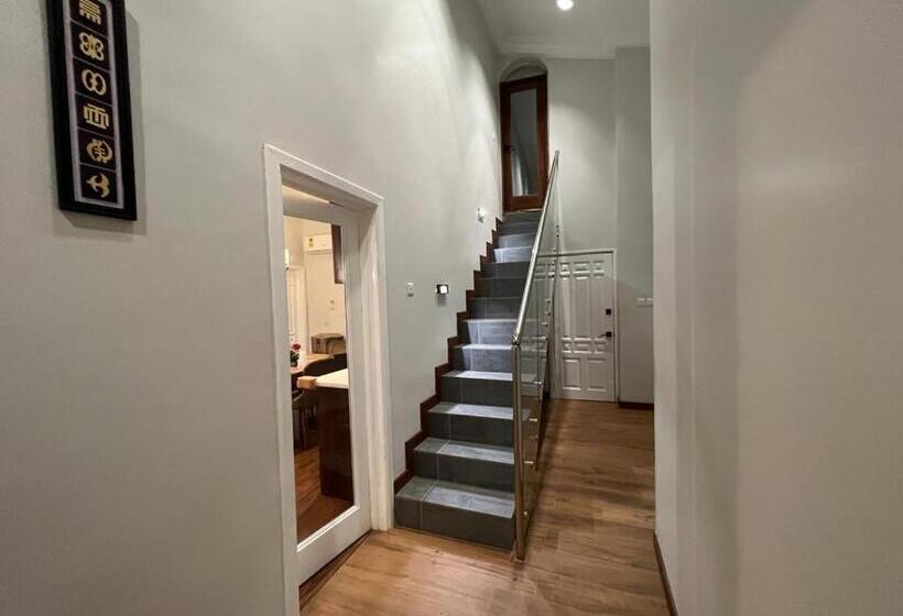 تختخواب و صبحانه Cozy Hill Gardens