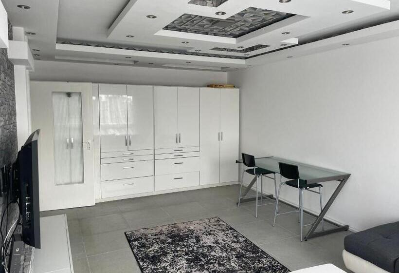 민박 Ismail Wohnung 2 Zi. Kranichstein