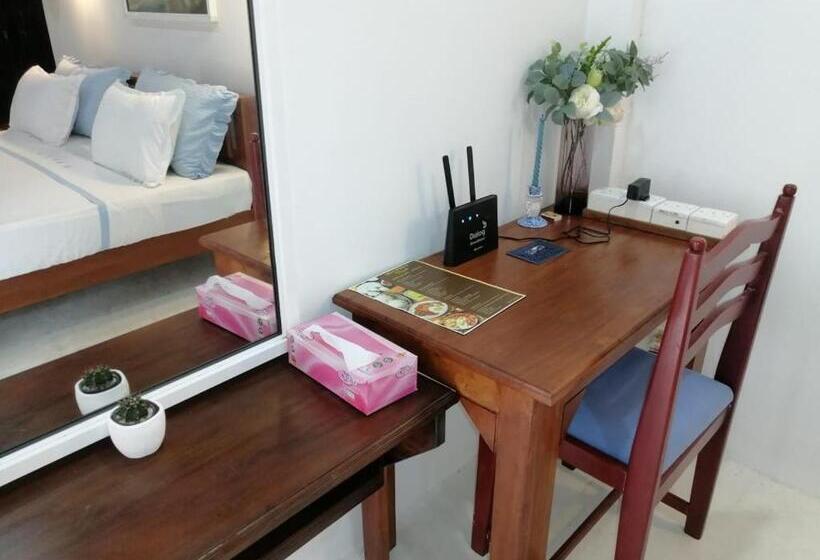 مبيت وإفطار Jennifer S Villa