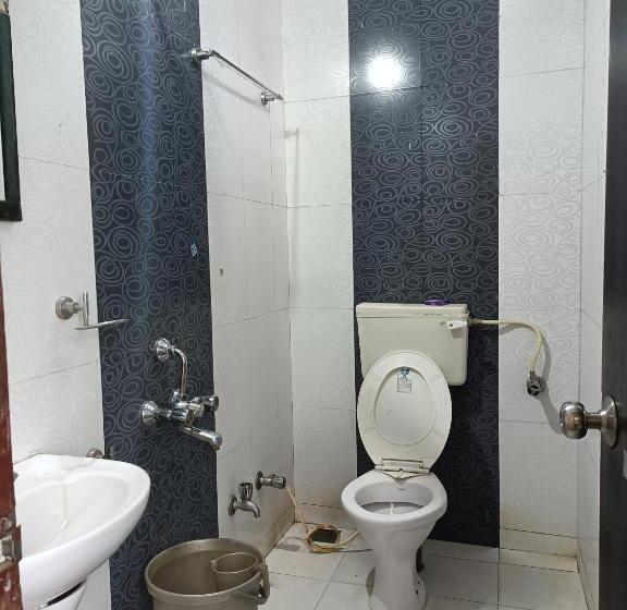 مبيت وإفطار Kanjis Guest House