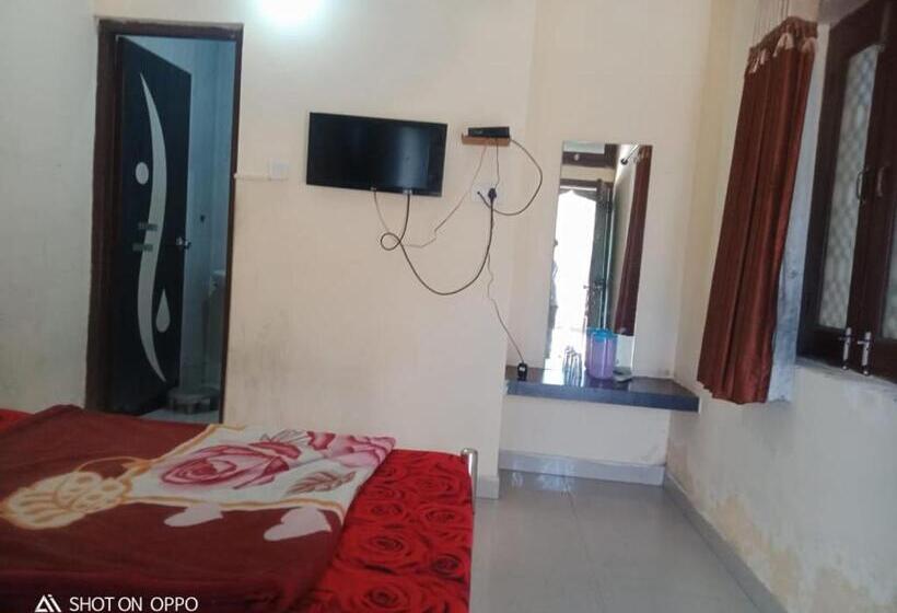 Bed and Breakfast Kanjis Guest House