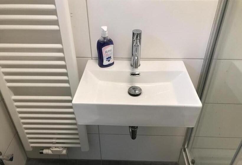 민박 Sahra 1zi. Wohnung Arheiligen