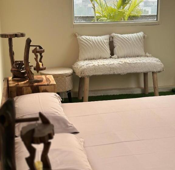 تختخواب و صبحانه Shamiyana Rooftop