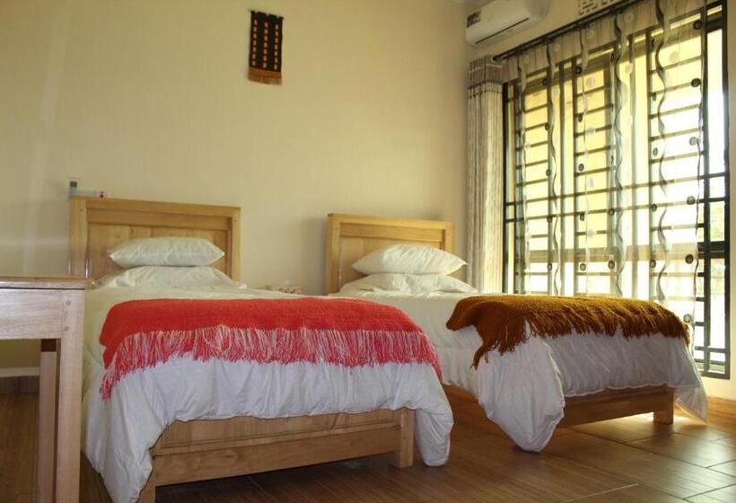 مبيت وإفطار The Little Home