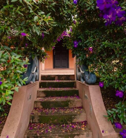 Cleveland Resorts Kanthalloor