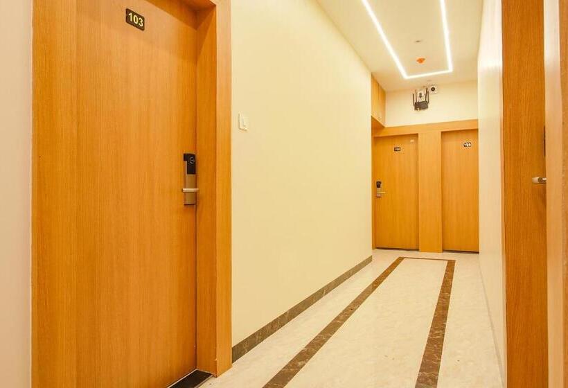 Fabhotel The Gravity Inn