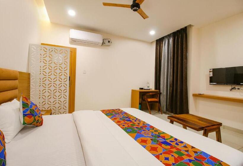 Fabhotel The Gravity Inn