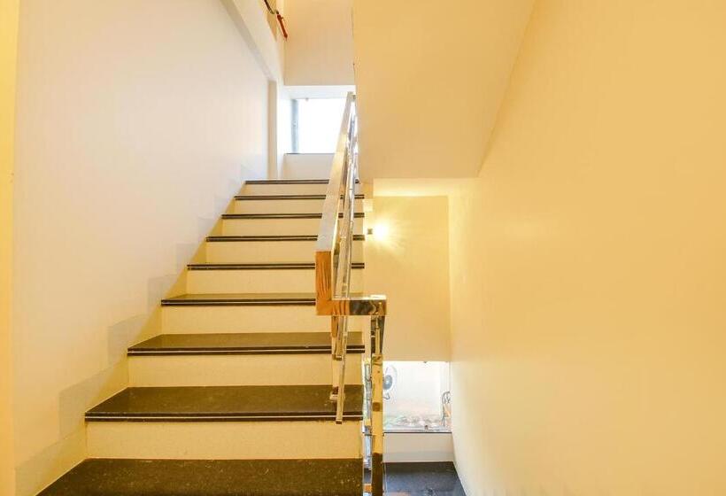 Fabhotel The Gravity Inn