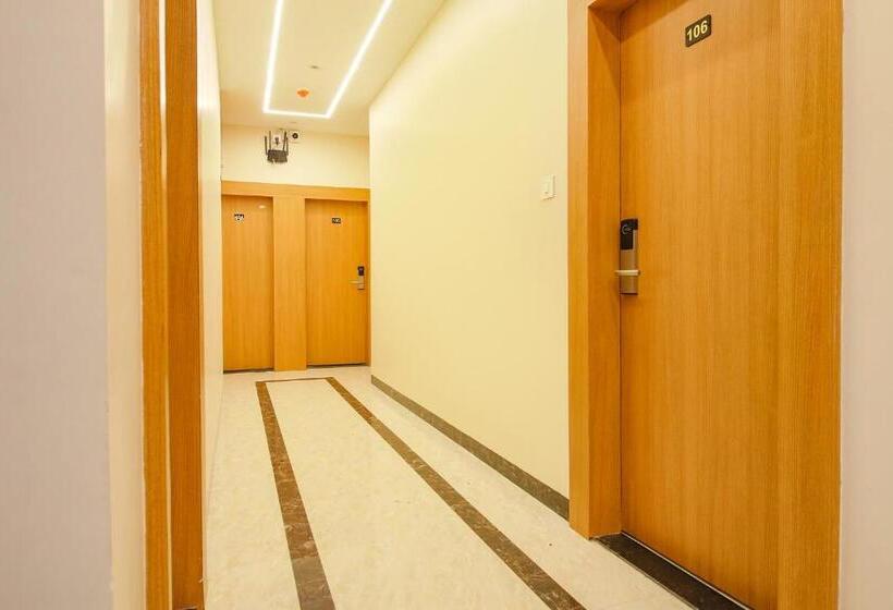 Fabhotel The Gravity Inn