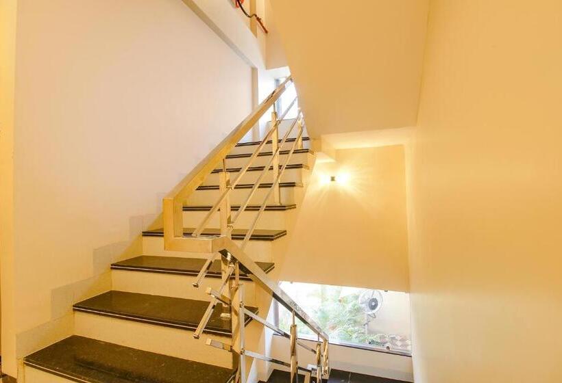 Fabhotel The Gravity Inn