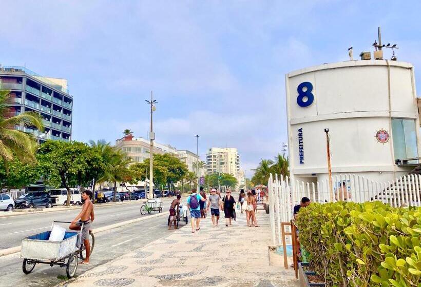 Flat Novo E Reformado Ao Lado Da Praia De Ipanema!