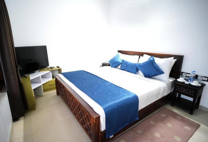 בית מלון כפרי Alekhya Suites   Panaji