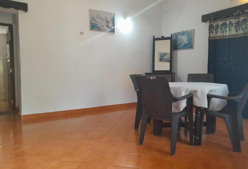 Отель Atharva Holiday Homes