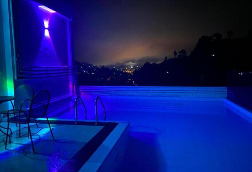 Отель Aurelia Inn