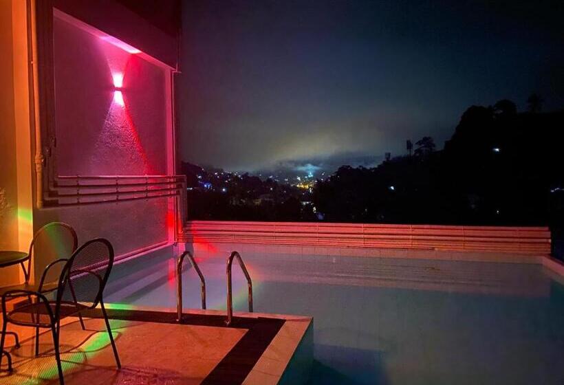 Отель Aurelia Inn