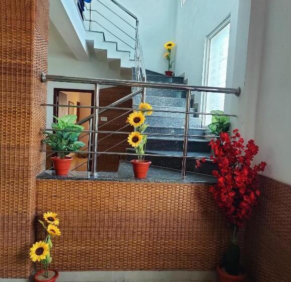 Отель Banana Beach Apartment