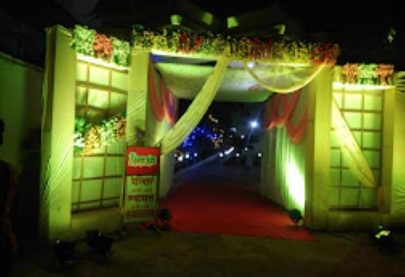 酒店 Blue Paradise Chandrapur