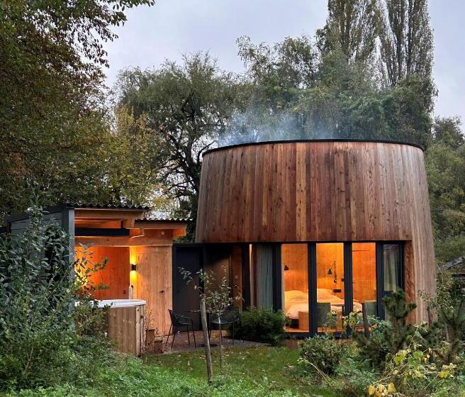 בית מלון כפרי Cabanes Avec Jacuzzi Les Pieds Dans La Vignes